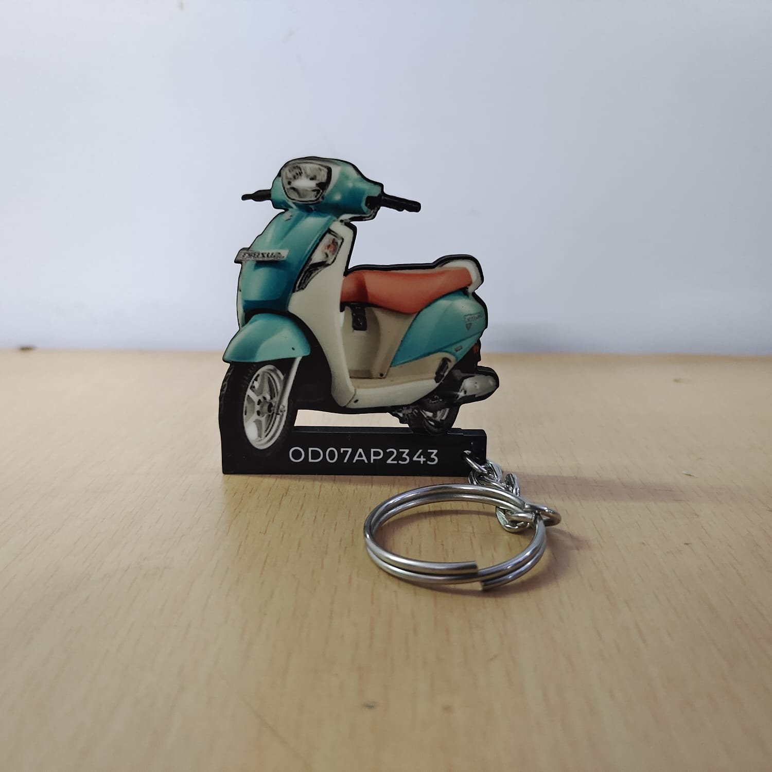 Suzuki Access 125 Mint Green Personalized Keychain - Image 2